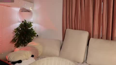 Alissa online show from 1, 3, 2025