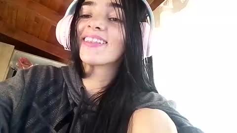 Alisson369  online show from 5, 2, 2025