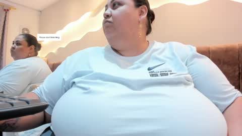 Snapshot of alisson_am chatting on 2, 6, 2026 Alisson online show from 2, 6, 2026