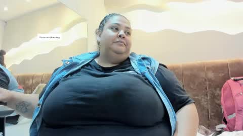 Snapshot of alisson_am chatting on 6, 6, 2026 Alisson online show from 6, 6, 2026