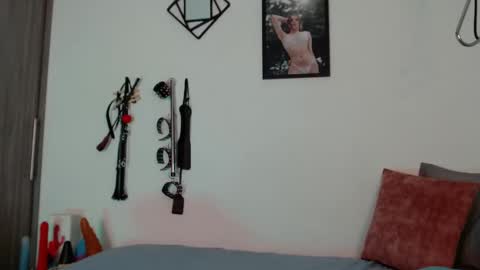 Alisson Beckett online show from 2, 12, 2024