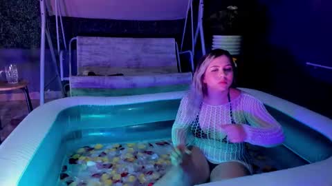 Alisson Joness online show from 11, 10, 2025