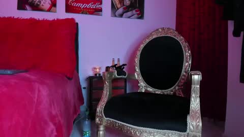 Snapshot of alissontattoo chatting on 1, 3, 2025 Mistress Alisson  online show from 1, 3, 2025