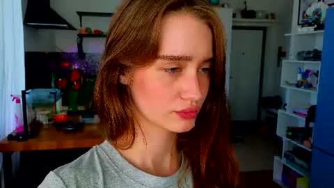 Snapshot of aliviawithlove chatting on 6, 7, 2026 Alivia online show from 6, 7, 2026