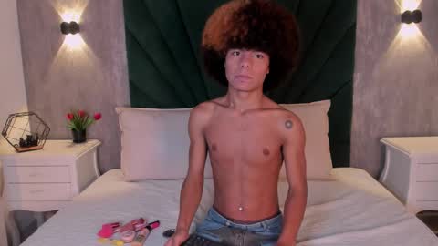 Snapshot of alixiis_etereo chatting on 5, 2, 2026 Alexis Etereo online show from 5, 2, 2026