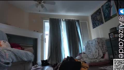 Alize Zaide online show from 12, 3, 2026