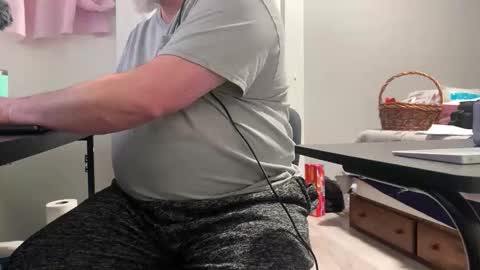 Allergictolove online show from 20, 2, 2026