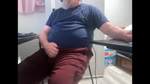 Allergictolove online show from 11, 3, 2026