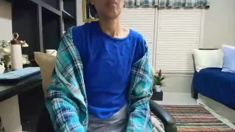 wishlist on bio online show from 19, 11, 2025