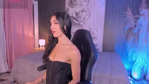 AlliceMackenzie online show from 14, 7, 2026