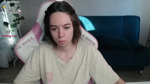 Snapshot of allie_hazie chatting on 19, 5, 2026 alice online show from 19, 5, 2026