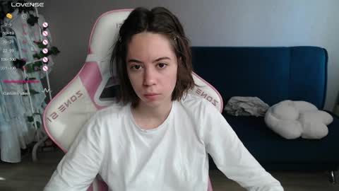 Snapshot of allie_hazie chatting on 2, 6, 2026 alice online show from 2, 6, 2026