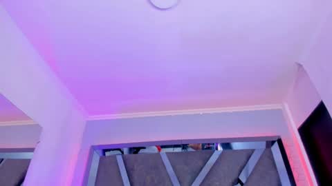    online show from 14, 2, 2025