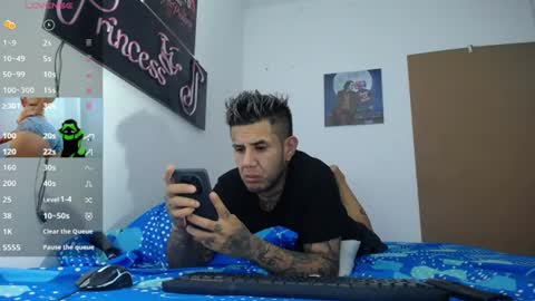 Snapshot of allisonbaby_ chatting on 2, 7, 2026 allison online show from 2, 7, 2026