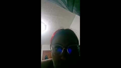 Snapshot of allisonlove_88 chatting on 17, 5, 2026 ALLISON online show from 17, 5, 2026