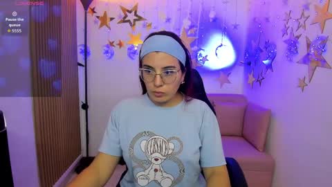 Snapshot of allisonlove_88 chatting on 27, 5, 2026 ALLISON online show from 27, 5, 2026