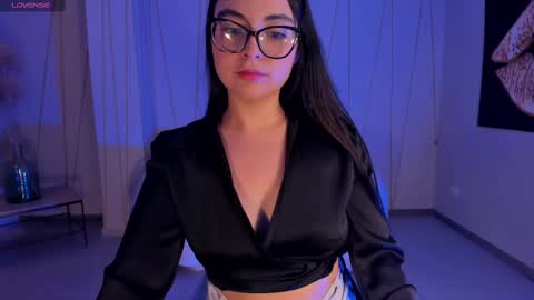 Allison Rogers online show from 8, 3, 2025