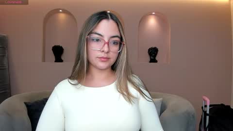 Snapshot of allisonrogersx chatting on 30, 5, 2026 Allison Rogers online show from 30, 5, 2026