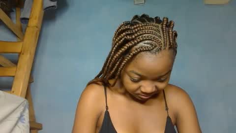 Snapshot of allizida01 chatting on 18, 11, 2025 allizida01 online show from 18, 11, 2025