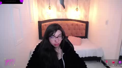Snapshot of alllyson_ chatting on 16, 7, 2026 alison online show from 16, 7, 2026