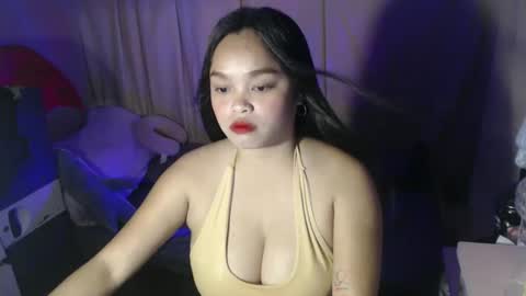 Snapshot of alluring_bobbies chatting on 6, 3, 2026 dhiharu online show from 6, 3, 2026