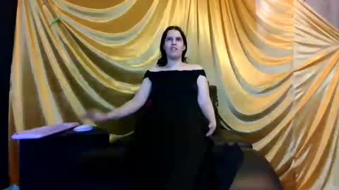 Snapshot of alluringali25 chatting on 1, 4, 2026 AlluringAli25 online show from 1, 4, 2026