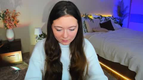 alluringeyess online show from 1, 10, 2025