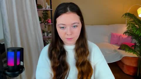 alluringeyess online show from 15, 10, 2025