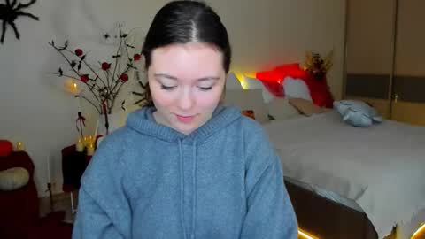 alluringeyess online show from 25, 10, 2025