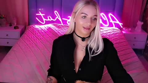 AlwaysHot online show from 18, 3, 2026