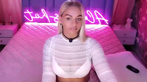 AlwaysHot online show from 14, 4, 2026