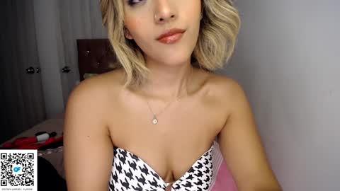 Snapshot of ally_summer chatting on 17, 1, 2025 ally_summer online show from 17, 1, 2025