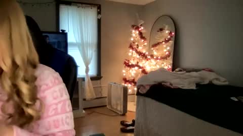 allyanalangel online show from 13, 1, 2025