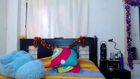 Snapshot of allyson_collins_ chatting on 12, 2, 2025 Allyson collins online show from 12, 2, 2025