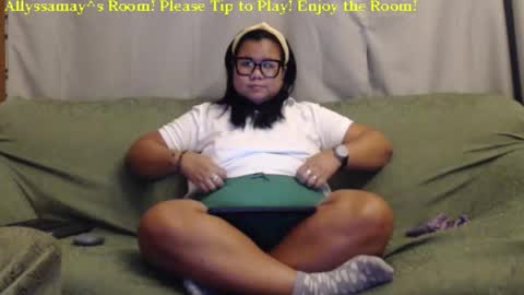 Allyssamay online show from 12, 9, 2025