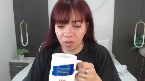 ALMA FENIX  online show from 13, 1, 2025