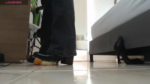 ALMA FENIX  online show from 10, 2, 2025