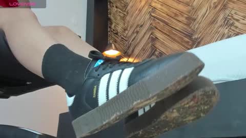 ALMA FENIX  online show from 18, 10, 2025