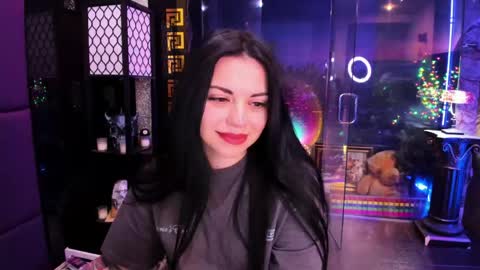 Snapshot of alma_pearl chatting on 23, 4, 2026 Alma online show from 23, 4, 2026