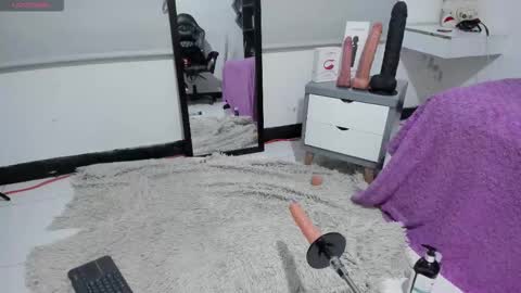 Santy online show from 1, 11, 2025