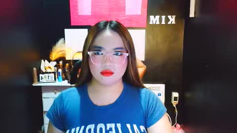 Snapshot of almirablont13 chatting on 14, 12, 2025 Almira online show from 14, 12, 2025