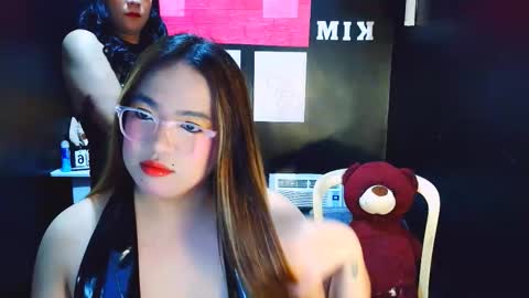 Snapshot of almirablont13 chatting on 16, 12, 2025 Almira online show from 16, 12, 2025