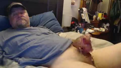 Snapshot of almostheaven chatting on 12, 4, 2026 almostheaven online show from 12, 4, 2026