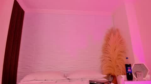ALONDRA CUTE online show from 17, 4, 2026
