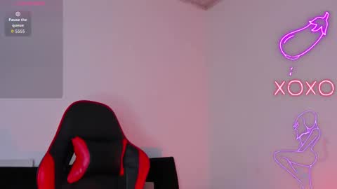 Hazel Bowie online show from 20, 10, 2025