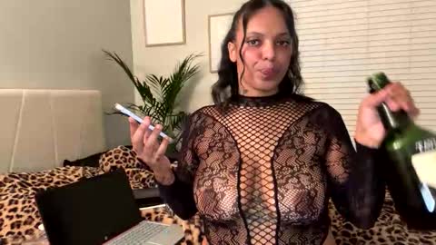 alongcamelexy online show from 25, 9, 2025