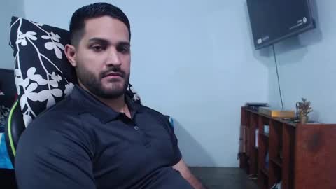 Snapshot of alonxoo chatting on 17, 9, 2025 alonxoo online show from 17, 9, 2025