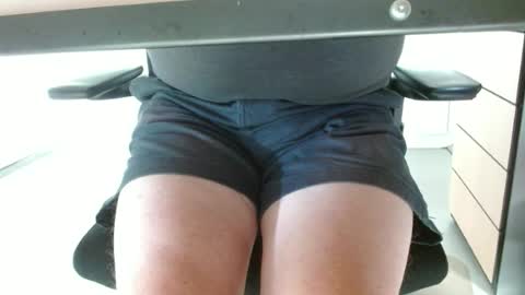 Snapshot of alotofhairpussy chatting on 1, 8, 2026 alotofhairpussy online show from 1, 8, 2026