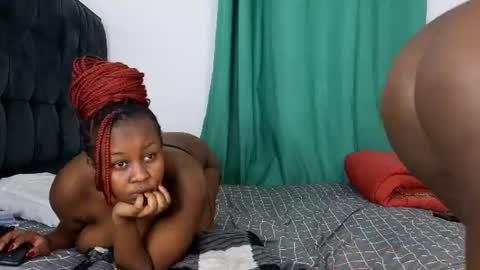 Snapshot of alotta_titties chatting on 26, 6, 2026 alotta_titties online show from 26, 6, 2026