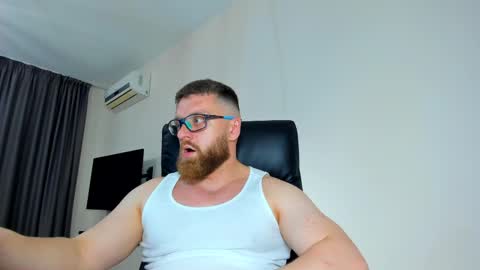 Alphaalexxx Lets reach Me 100 thumbs up online show from 17, 5, 2026